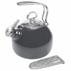 Chantal 1.8-Quart Classic Enamel-On-Steel Teakettle - Onyx