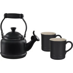 Le Creuset 1.25 Qt. Kettle & (2) 14 Oz. Mugs Demi Kettle & 2 Mug Set - Licorice