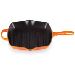 Le Creuset 10.25'' Signature Square Skillet Grill - Flame -COOKWARE Store 2 Copy 5b70a3dc 81a0 46e0 b43a a00358e2ead8