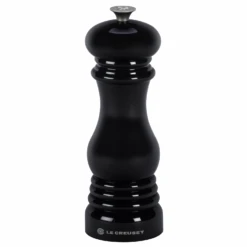 Le Creuset 8" X 2 1/2" Salt Mill - Black