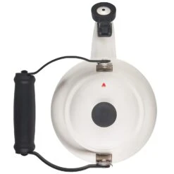 Le Creuset L'Amour Collection: Demi Kettle - White W/ Heart Applique -COOKWARE Store 61b66EtBJoL. AC SL1500