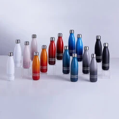 Le Creuset 17 Oz. Stainless Steel Hydration Bottle - Cotton -COOKWARE Store 61g 4ljLqaL. AC SL1500