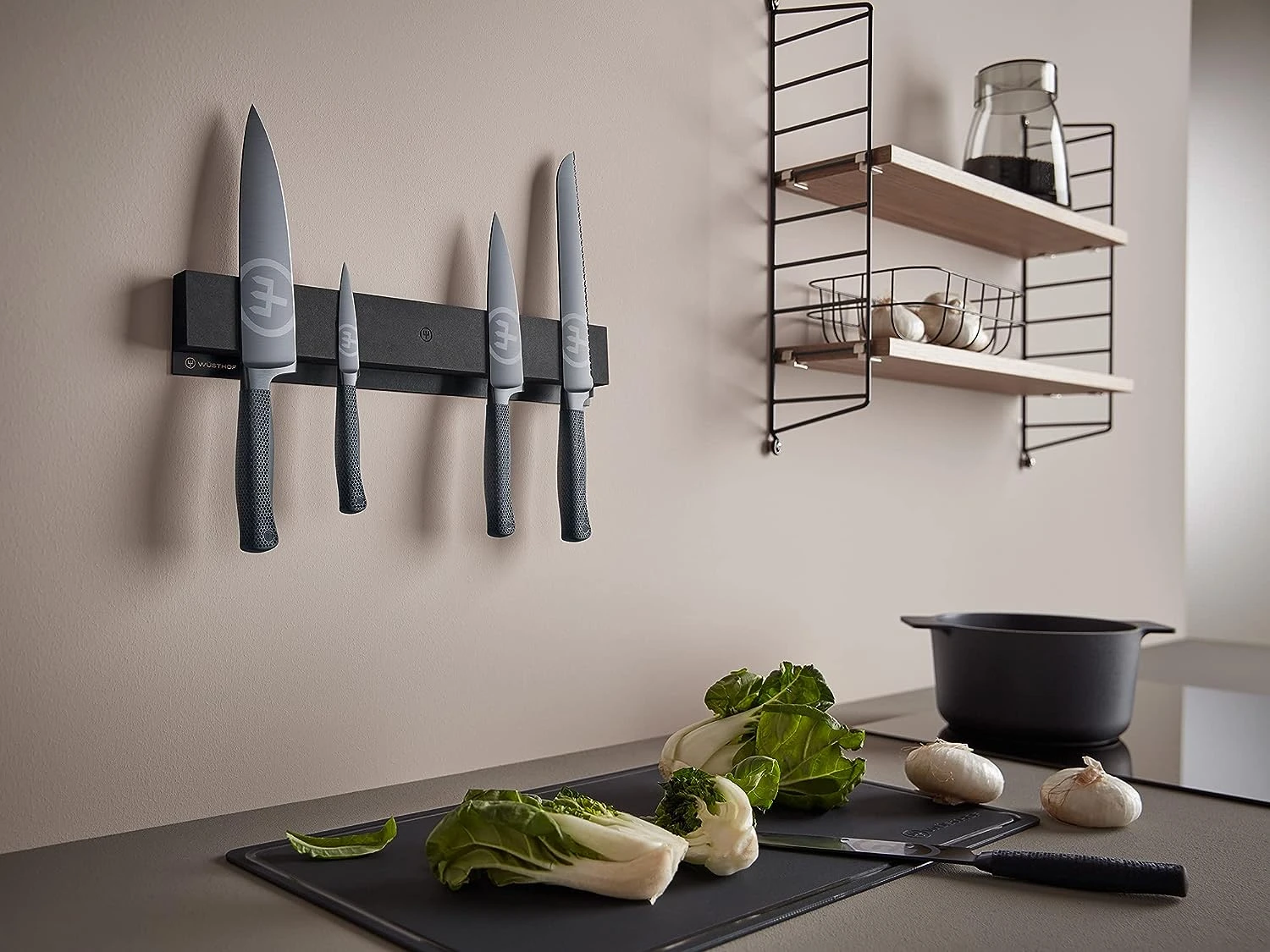 Wusthof Performer 15" Magnetic Bar 4 Wusthof Performer 15" Magnetic Bar - Image 4