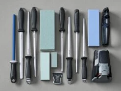 Wusthof Sharpening 2-Stage Hand-Held Sharpener (Boxed) -COOKWARE Store 81lapbY7IES. AC SL1500