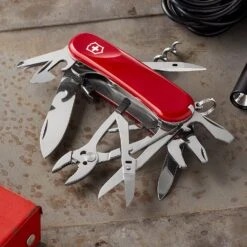 Victorinox Swiss Army Multi-Tool, Evolution S557 Pocket Knife, Red -COOKWARE Store A1id1t9B4vL. AC SL1500