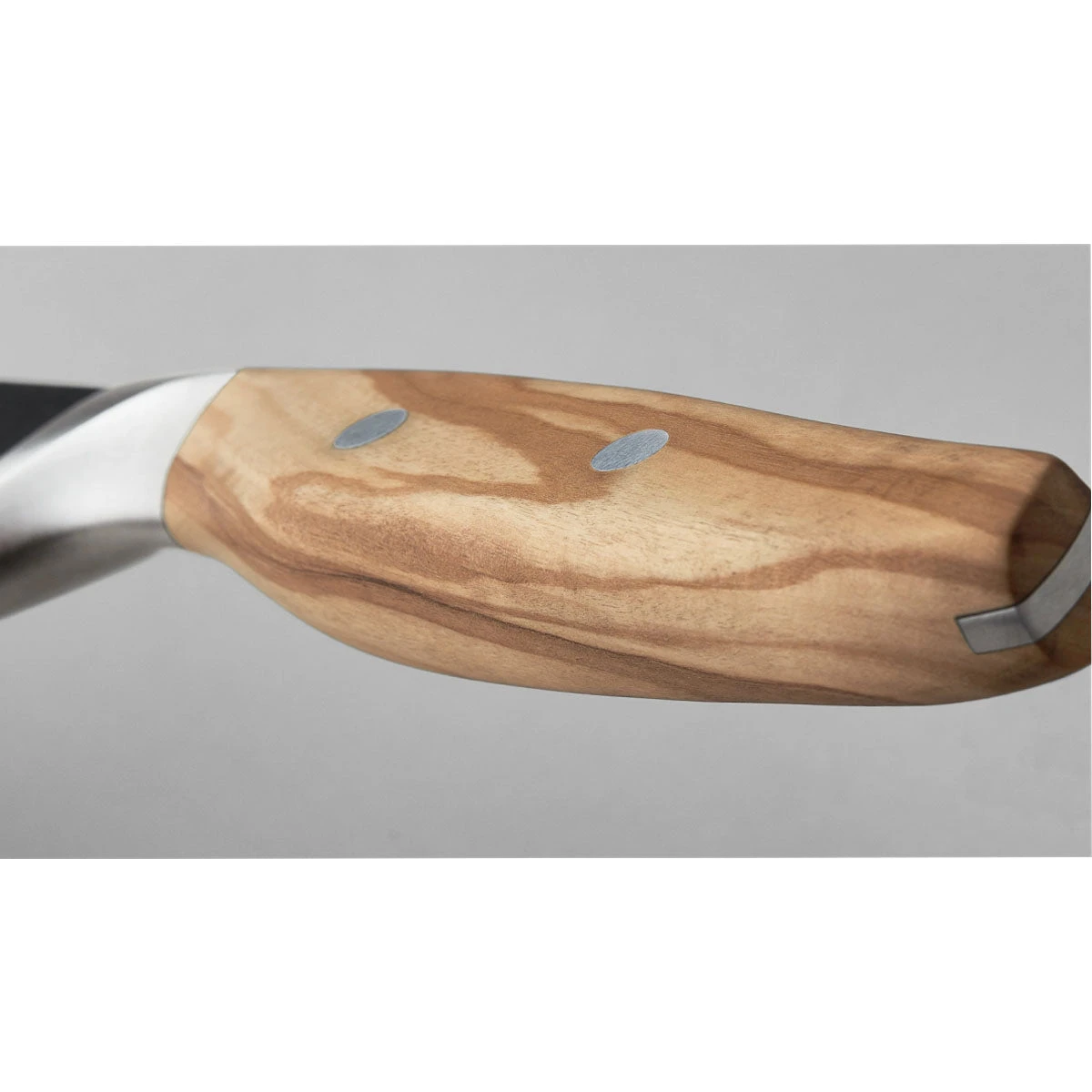 Wusthof Amici 7" Hollow Edge Santoku Knife 4 Wusthof Amici 7" Hollow Edge Santoku Knife - Image 4